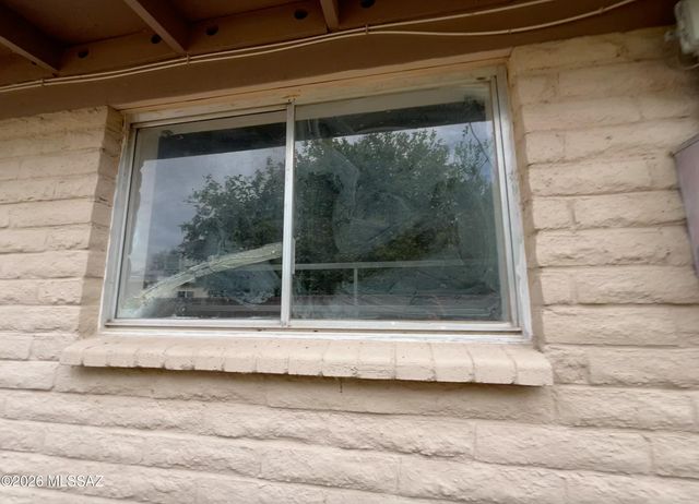 5245 E Camden Street, Tucson, AZ 85712