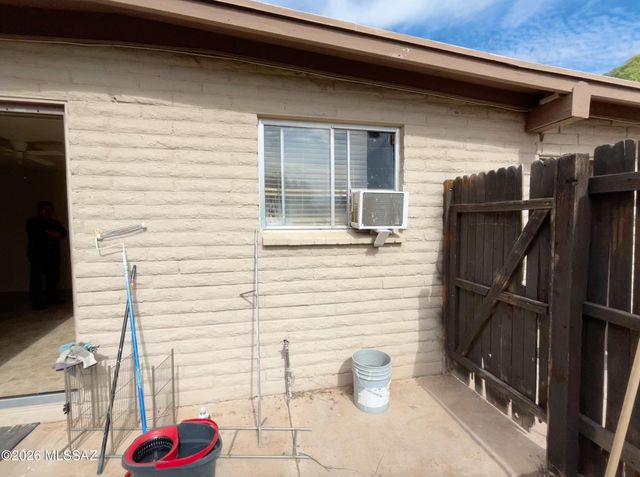 5245 E Camden Street, Tucson, AZ 85712