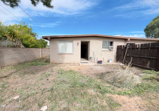 5245 E Camden Street, Tucson, AZ 85712