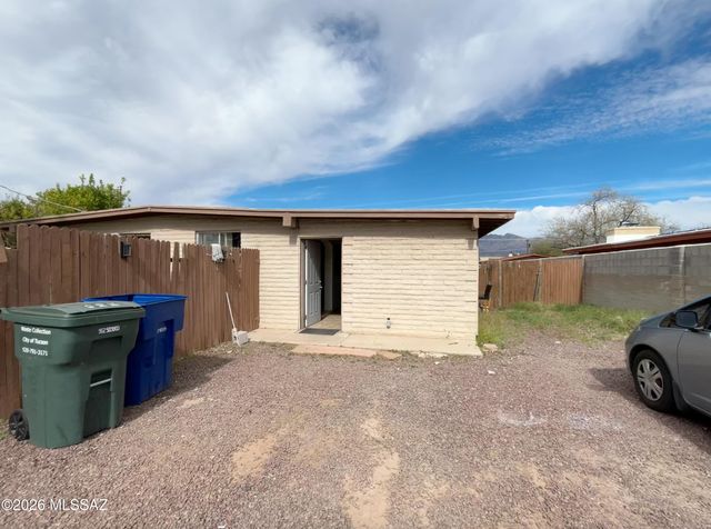5245 E Camden Street, Tucson, AZ 85712
