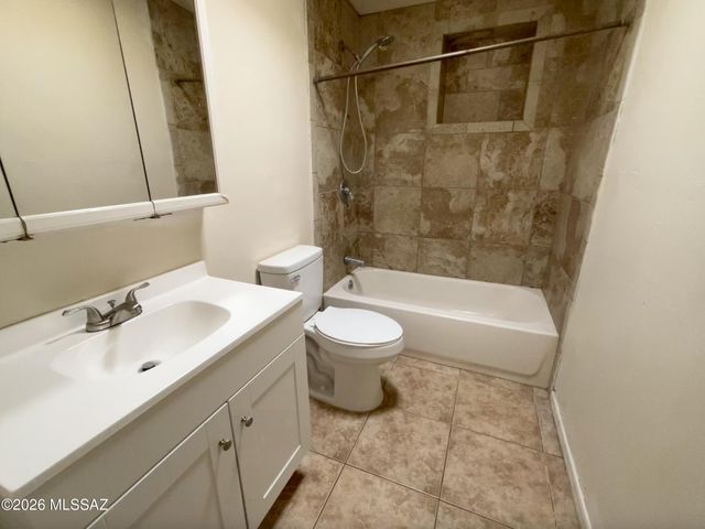 5245 E Camden Street, Tucson, AZ 85712