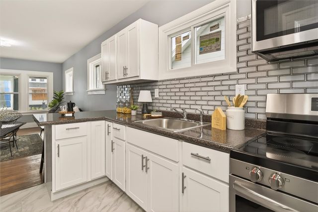 416 Roycroft Drive, Rochester, NY 14621