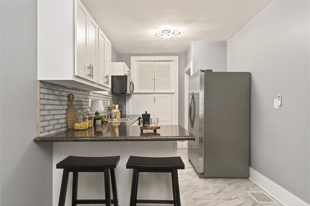 416 Roycroft Drive, Rochester, NY 14621