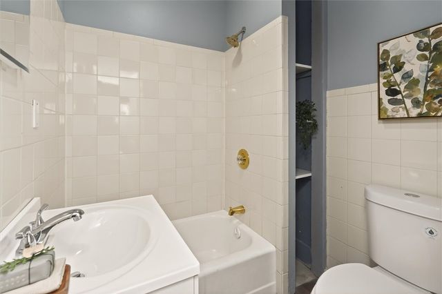 416 Roycroft Drive, Rochester, NY 14621