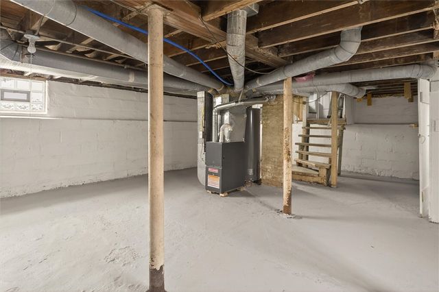 416 Roycroft Drive, Rochester, NY 14621