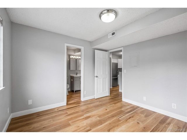 844 S Vance St F, Lakewood, CO 80226