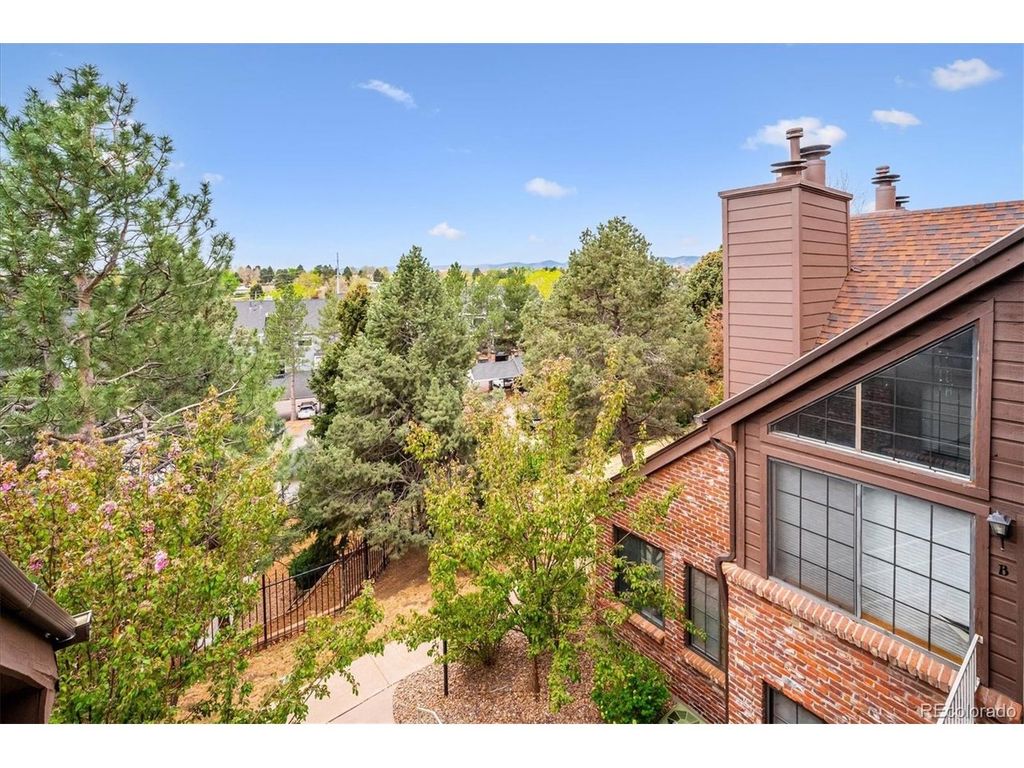 844 S Vance St F, Lakewood, CO 80226