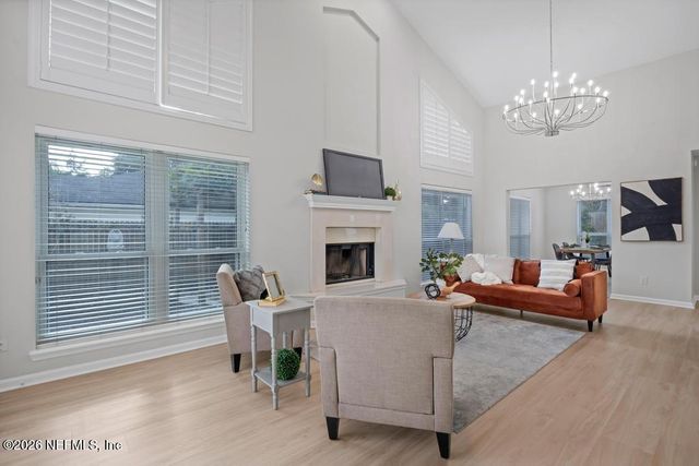 5741 FLORAL Avenue, Jacksonville, FL 32211