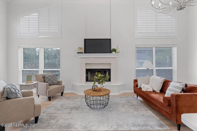 5741 FLORAL Avenue, Jacksonville, FL 32211
