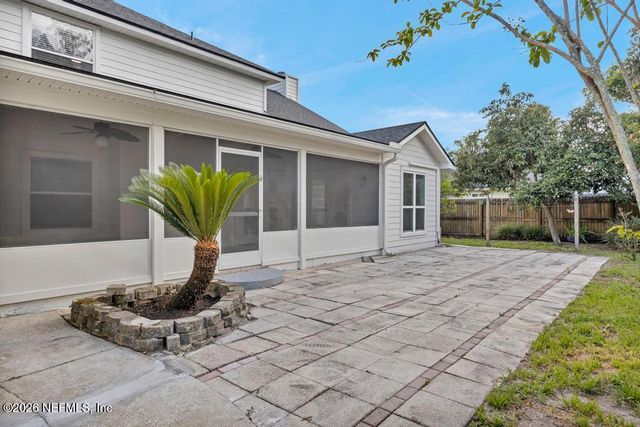 5741 FLORAL Avenue, Jacksonville, FL 32211