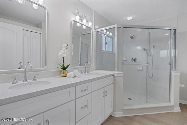 5741 FLORAL Avenue, Jacksonville, FL 32211