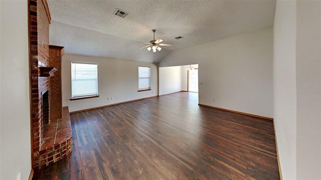 12408 SW 12th Street, Yukon, OK 73099