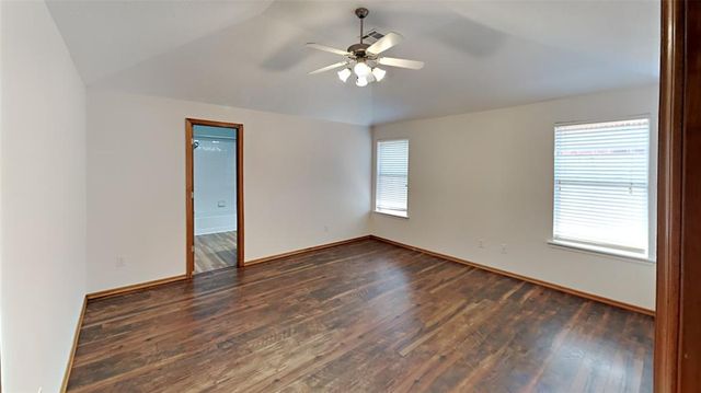 12408 SW 12th Street, Yukon, OK 73099