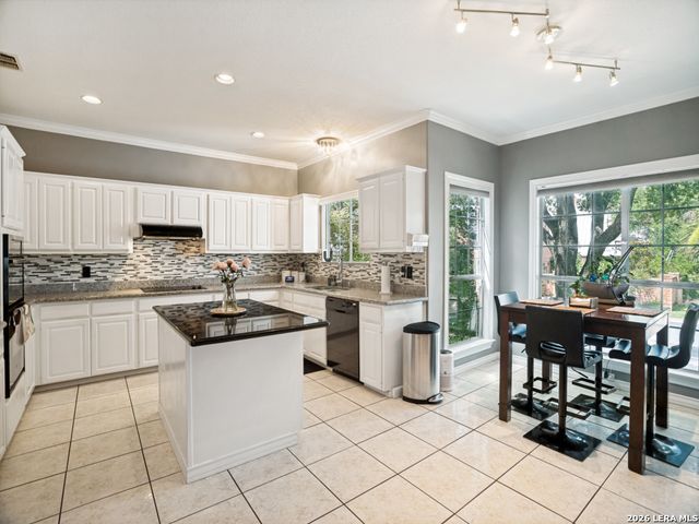 108 Westcourt Ln, San Antonio, TX 78257