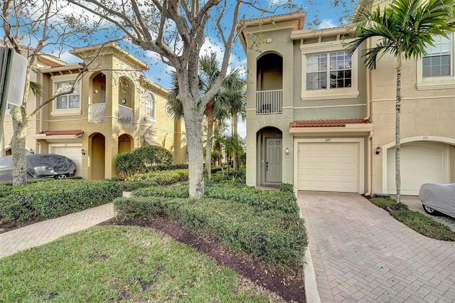 4941 BONSAI Circle 209, Palm Beach Gardens, FL 33418