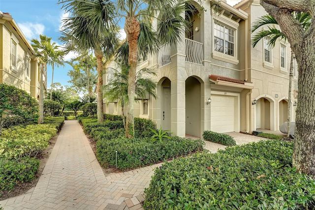 4941 BONSAI Circle 209, Palm Beach Gardens, FL 33418