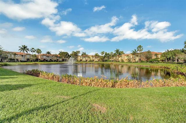 4941 BONSAI Circle 209, Palm Beach Gardens, FL 33418