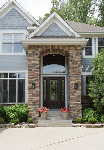 7617 Brooklyn Park Drive, Brooklyn Park, MN 55444