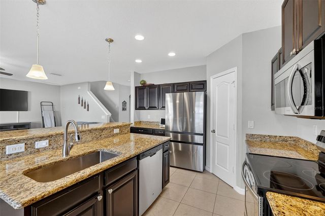 11214 CARRICK STONE STREET, Wimauma, FL 33598