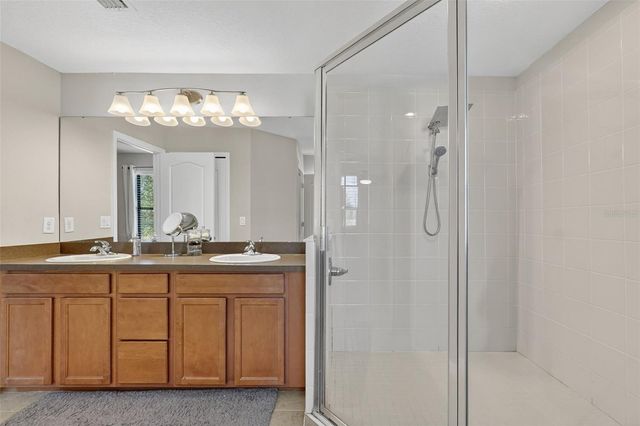 11214 CARRICK STONE STREET, Wimauma, FL 33598