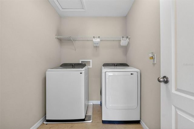 11214 CARRICK STONE STREET, Wimauma, FL 33598