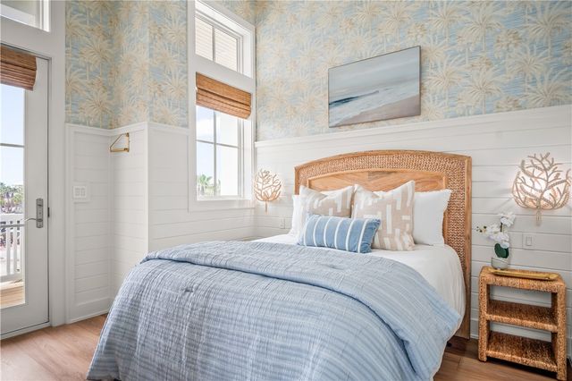 200 Ice Water, Port Aransas, TX 78373