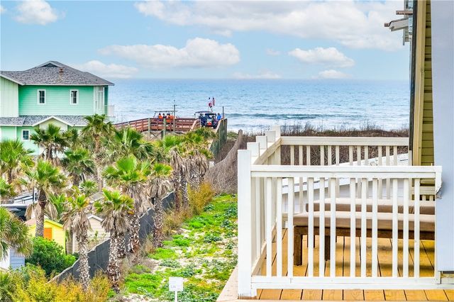 200 Ice Water, Port Aransas, TX 78373