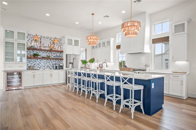 200 Ice Water, Port Aransas, TX 78373