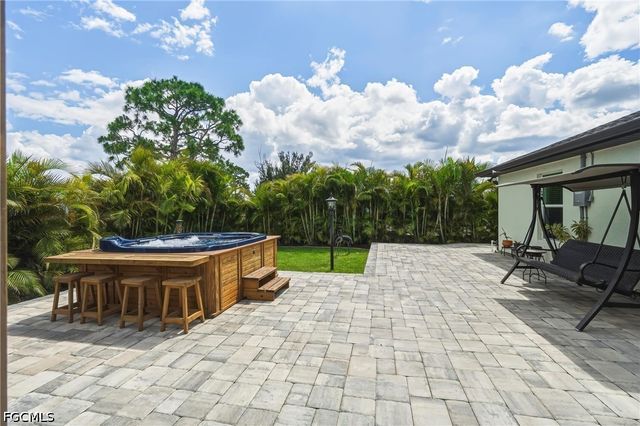 3233 NW 21st ST, Cape Coral, FL 33993