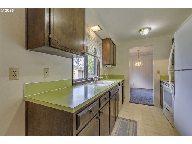 21830 Sw BLAINE St, Beaverton, OR 97003
