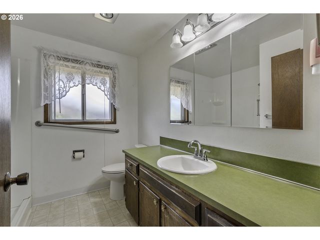 21830 Sw BLAINE St, Beaverton, OR 97003