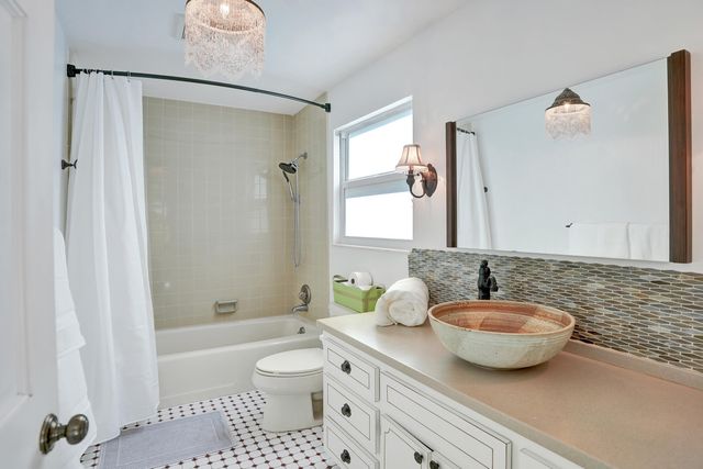 710 NW 1st Avenue, Delray Beach, FL 33444
