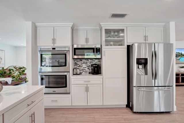 710 NW 1st Avenue, Delray Beach, FL 33444