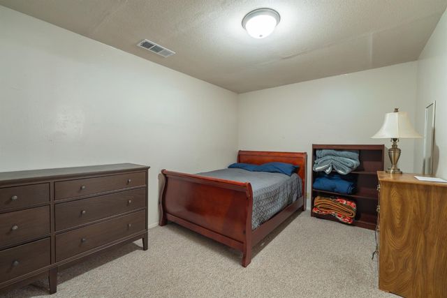 5719 E Bernadine Drive, Fresno, CA 93727