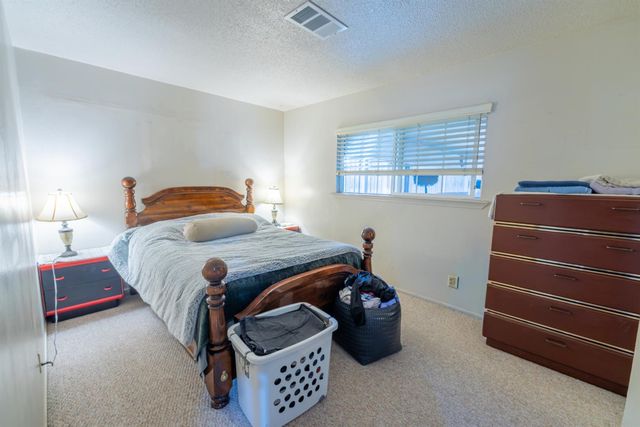 5719 E Bernadine Drive, Fresno, CA 93727