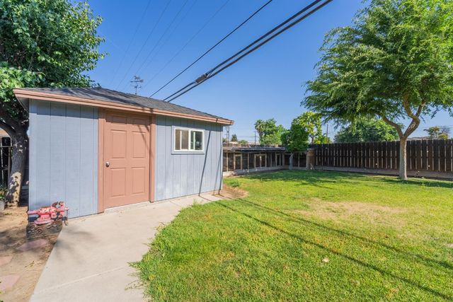 5719 E Bernadine Drive, Fresno, CA 93727