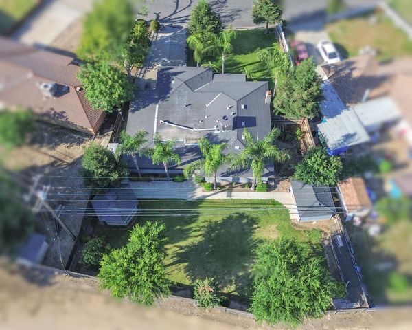 5719 E Bernadine Drive, Fresno, CA 93727