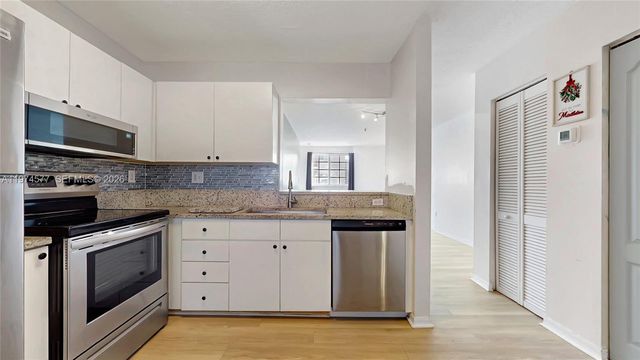 12015 SW 14th St 312-C, Miami, FL 33184