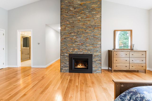 15 Sunset Walk, Enfield, NH 03748