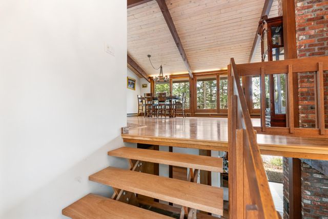 15 Sunset Walk, Enfield, NH 03748