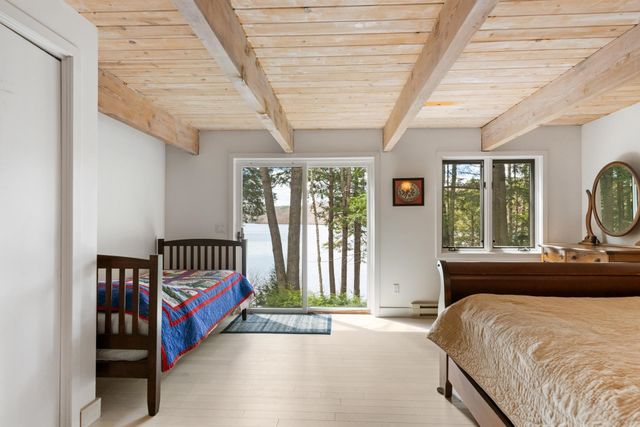 15 Sunset Walk, Enfield, NH 03748