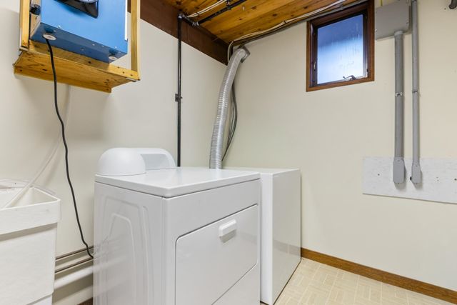 15 Sunset Walk, Enfield, NH 03748