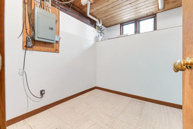15 Sunset Walk, Enfield, NH 03748