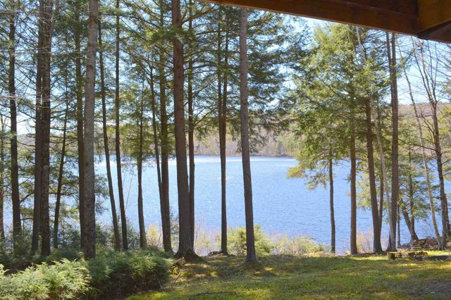 15 Sunset Walk, Enfield, NH 03748