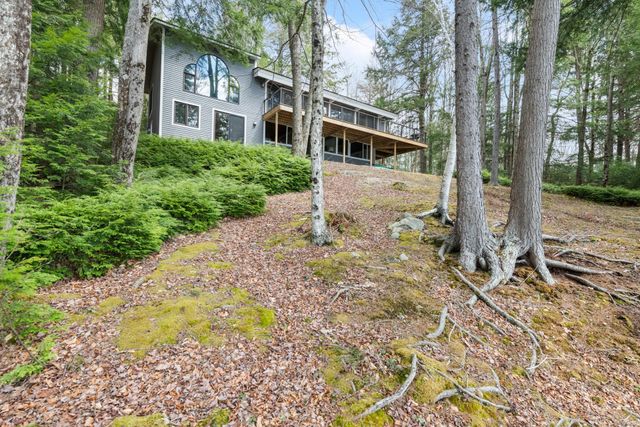 15 Sunset Walk, Enfield, NH 03748