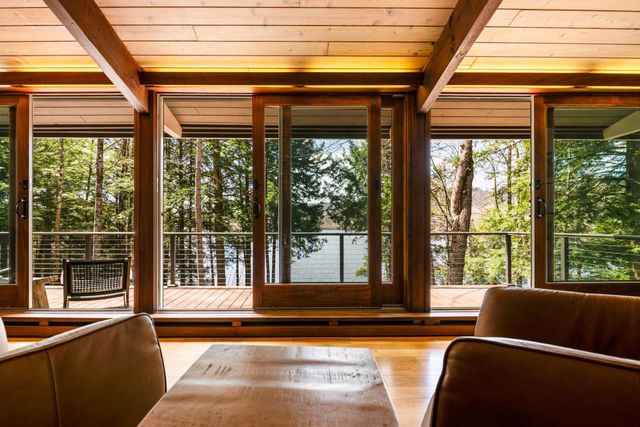 15 Sunset Walk, Enfield, NH 03748
