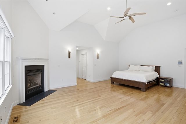 3 Oak Knoll Road, Carlisle, MA 01741