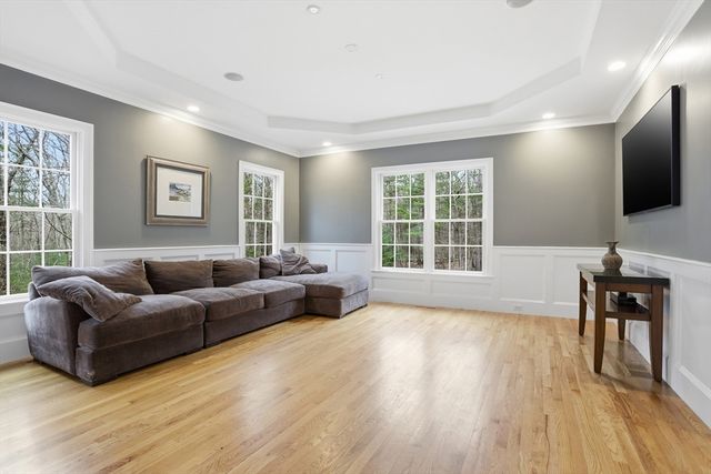3 Oak Knoll Road, Carlisle, MA 01741