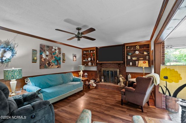 309 Windsor Road, Greenville, NC 27858