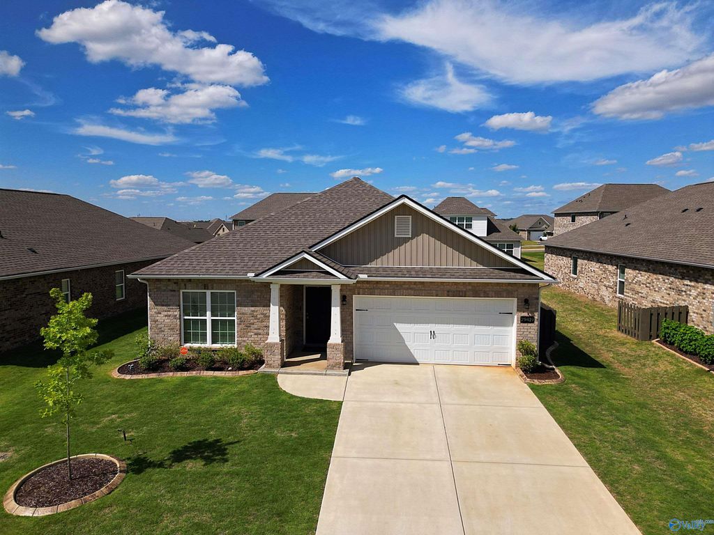 29419 Canoe Circle, Harvest, AL 35749